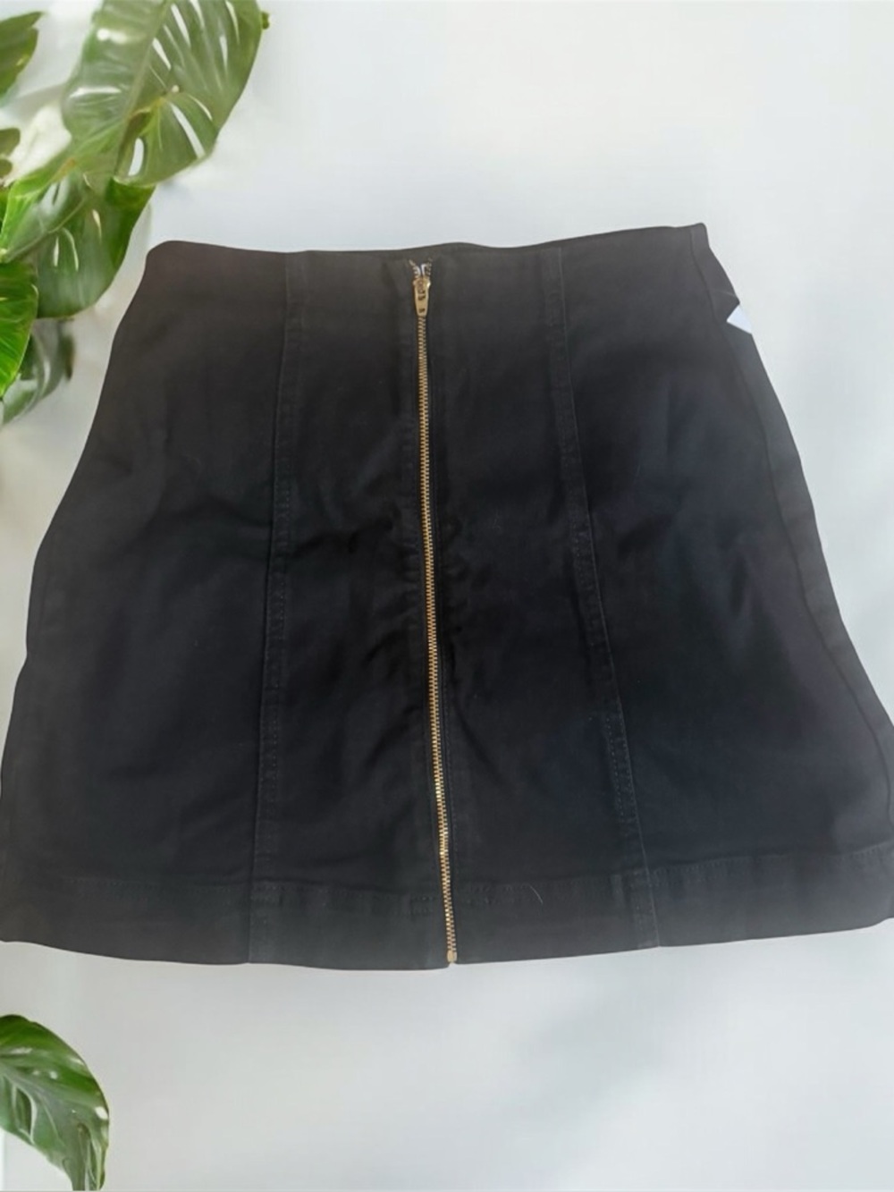 Urban Outfitters BDG NWT Black Denim Mini Skirt Small